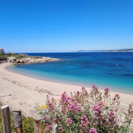 T2 + Coin Nuit - Wi-fi - Piscine Gratuite - Parking Privatif - A 200m Plages Et Commerces - Fr-1-316-282 * Six-Fours-les-Plages