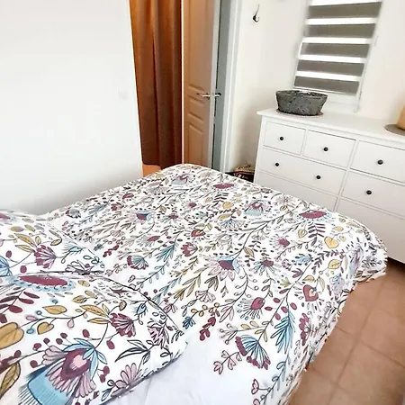 Apartment T2 + Coin Nuit - Wi-fi - Piscine Gratuite - Parking Privatif - A 200m Plages Et Commerces - Fr-1-316-282
